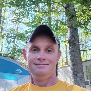 Meet your Posher, Ace